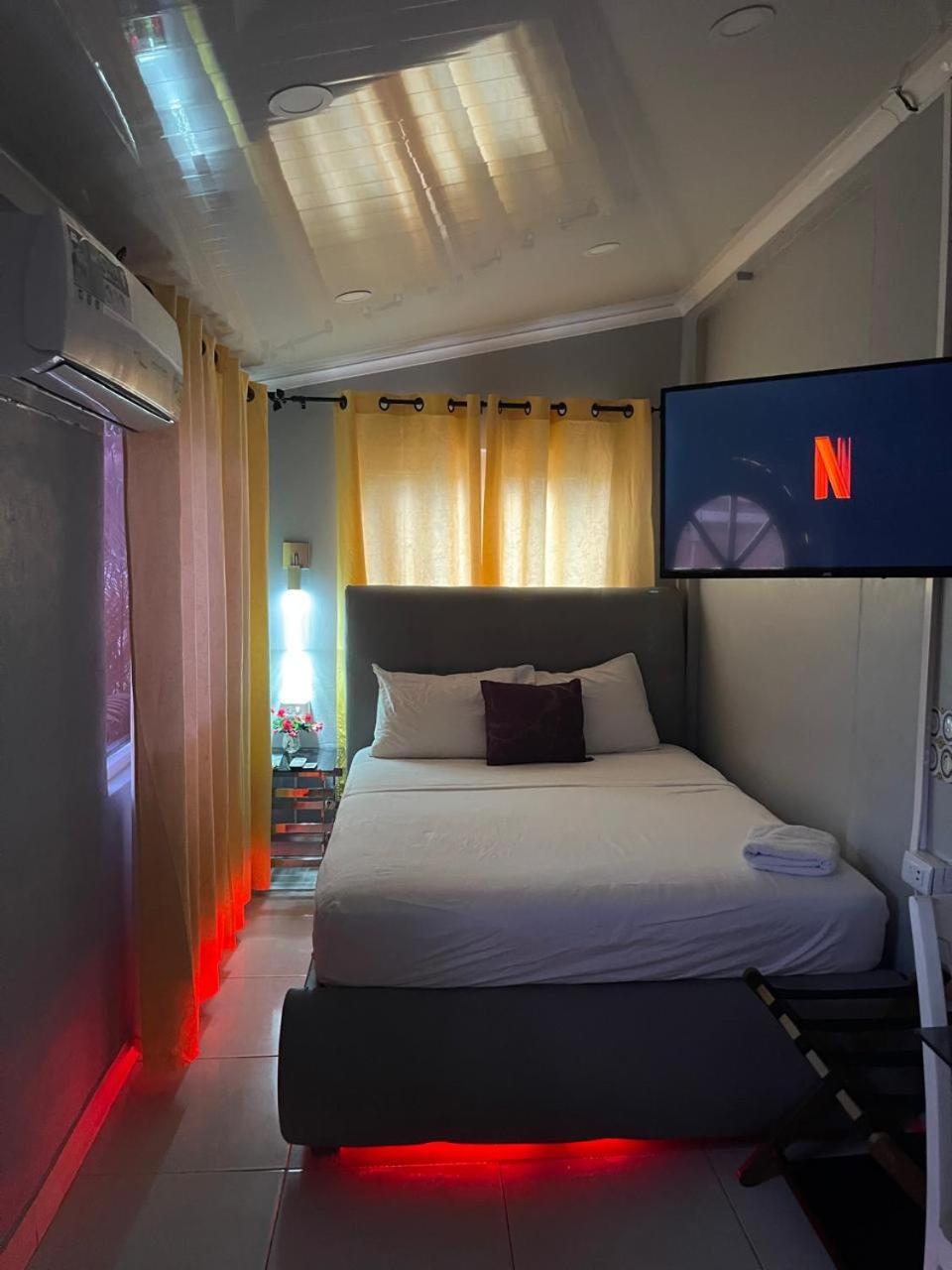 Jazmin'S Apartment 오란제스타트 외부 사진